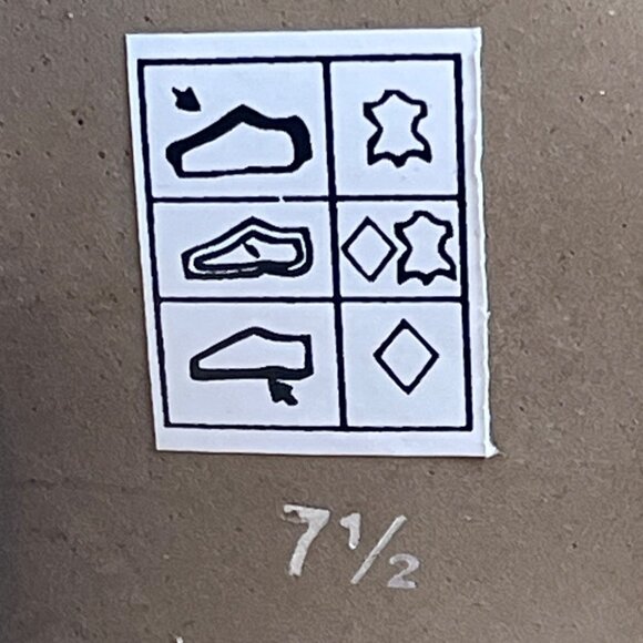 Crevo Women’s Black Spotted Leather Cow Hair Katnis Heeled Sandals Sz 7.5 - New - Picture 10 of 11